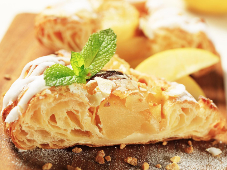 Слоеный вишневый пирог из бездрожжевого теста рецепт – Американская кухня: Выпечка и десерты. «Еда»