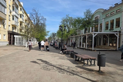 Рязанские власти уберут скамейки с Почтовой из-за мусора