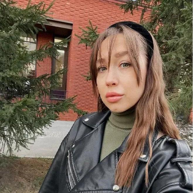 Алёна Золотухина