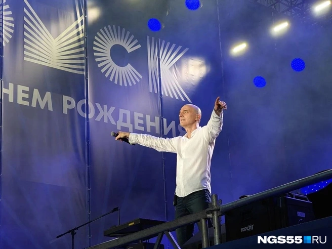 Державин выступал около часа | Источник: Ксения Сушко / NGS55.RU