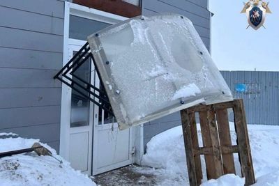 Elderly woman injured as store awning collapses in Tashla