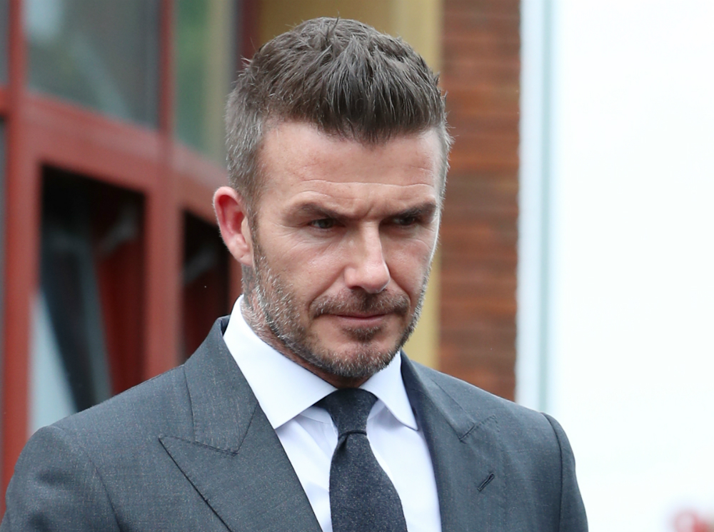 Почему Дэвиду Бекхэму запрещено водить автомобиль | marieclaire.ru