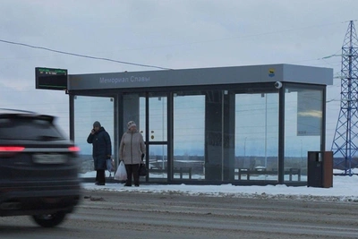 В Сургуте подключают теплые остановки под контролем мэра