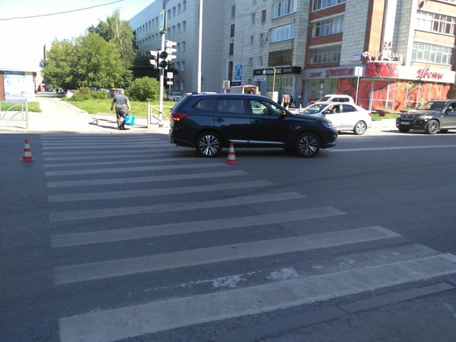 ДТП могло случиться из-за того, что девушка попала в «слепую» зону | Источник: ГИБДД Екатеринбурга