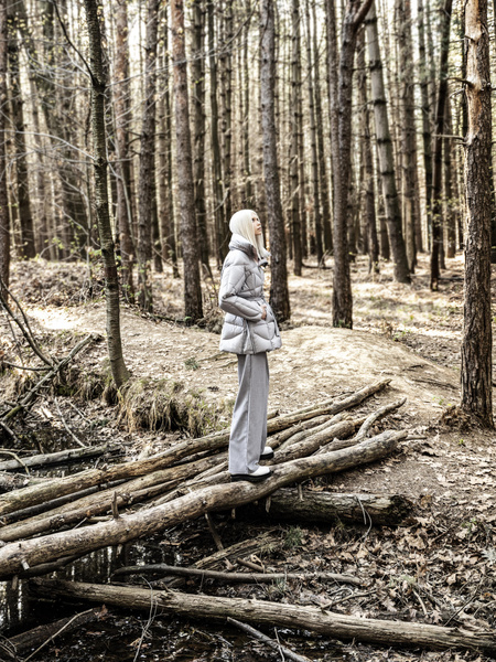 Прогулка по сказочному лесу: пальто, пуховики и эко-шубы в новой коллекции DIEGO M