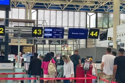 Аэропорт Сочи закрыли повторно после трехчасового открытия