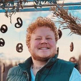 <p>Роман Струк</p>