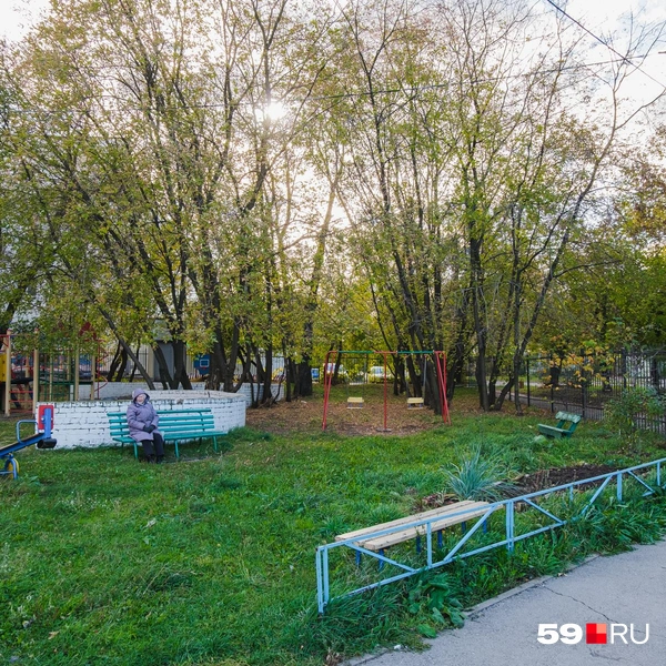 Есть, где погулять и передохнуть | Источник: Тимофей Калмаков / 59.RU