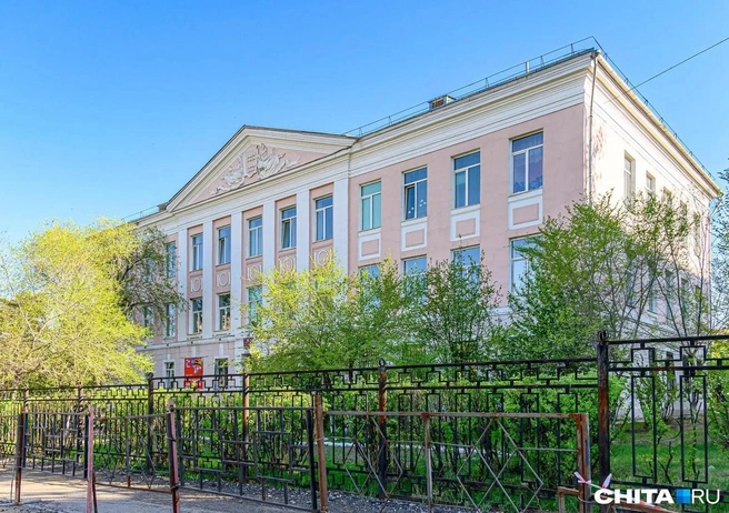 Пока гимназию не трогают | Источник: Олег Фёдоров / CHITA.RU