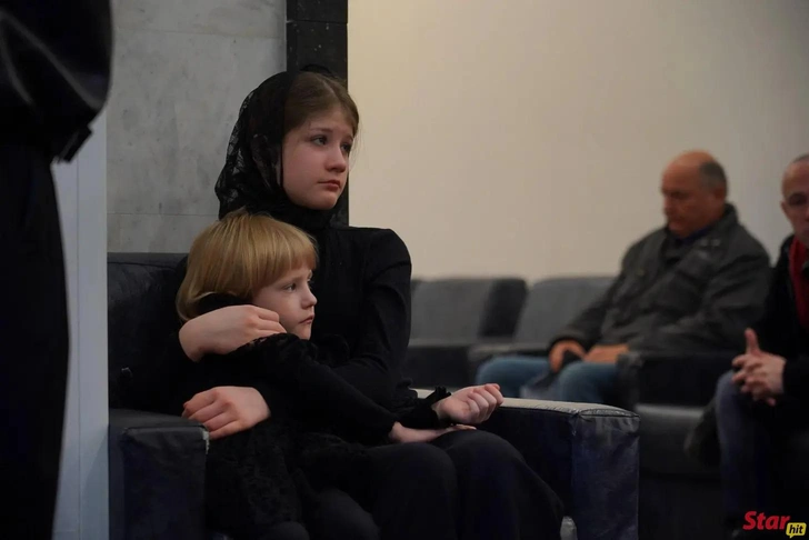 Дети Романа Попова | Источник: StarHit
