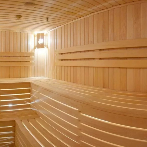 На территории комплекса также есть бани | Источник: Авито / avito.ru
