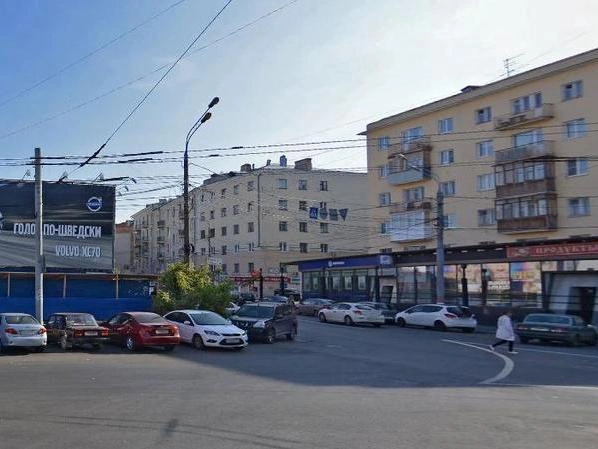 Так выглядела площадь Свободы до возведения жилого комплекса | Источник: Яндекс.Карты