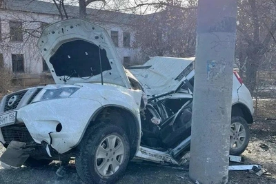 В Орске водитель Nissan погиб, врезавшись в столб