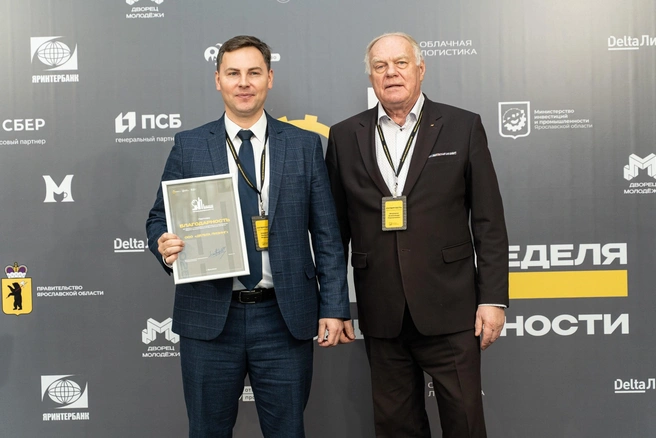 Виталий Шиканов с вице-президентом Ярославской ТПП Александром Федоровым | Источник: ДельтаЛизинг