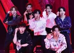 Нашим и не снилось! Клип корейской группы BTS набрал 50 миллионов просмотров за 12 часов