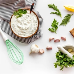 Как приготовить постный майонез без яиц: 2 простых рецепта низкокалорийного соуса