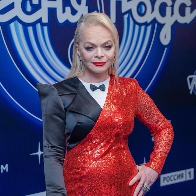 Сколько Долиной придется работать, чтобы вернуть Лурье 112 млн рублей?