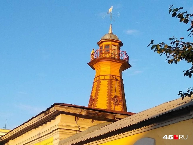 На историческую пожарную каланчу можно будет подняться 24 сентября на экскурсии от курганского ТИЦа | Источник: Александр Лисихин /45.ru