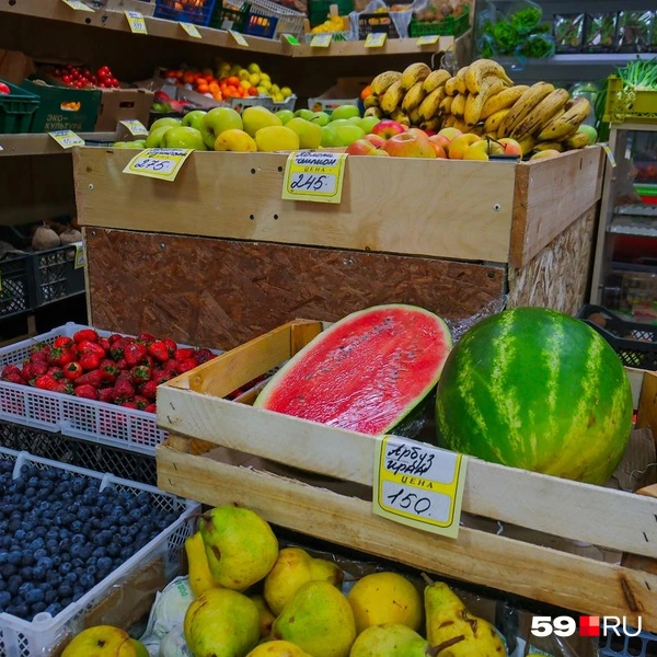 Арбузы из Ирана выглядят аппетитно | Источник: Тимофей Калмаков / 59.RU