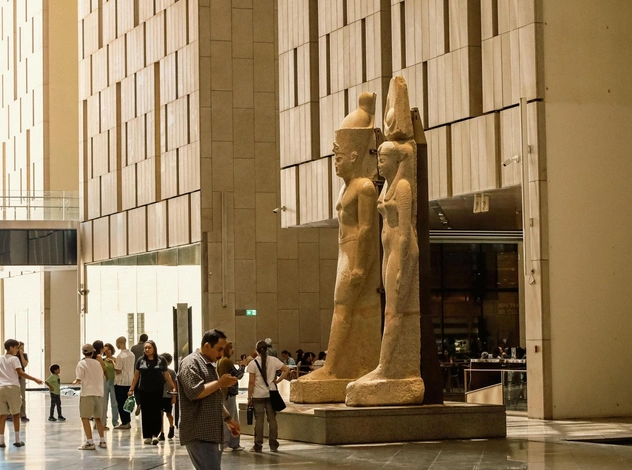 Восьмое чудо света: крупнейший и самый впечатляющий музей археологии на планете открылся в Египте. Вот его главные экспонаты