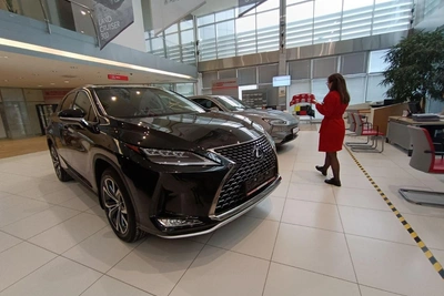 «Башэлектросети» отменили закупку Lexus за 7 млн