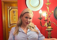 Анна Семенович восхитилась недавно родившей Ольгой Орловой: «Она просто амбассадор зрелого материнства»
