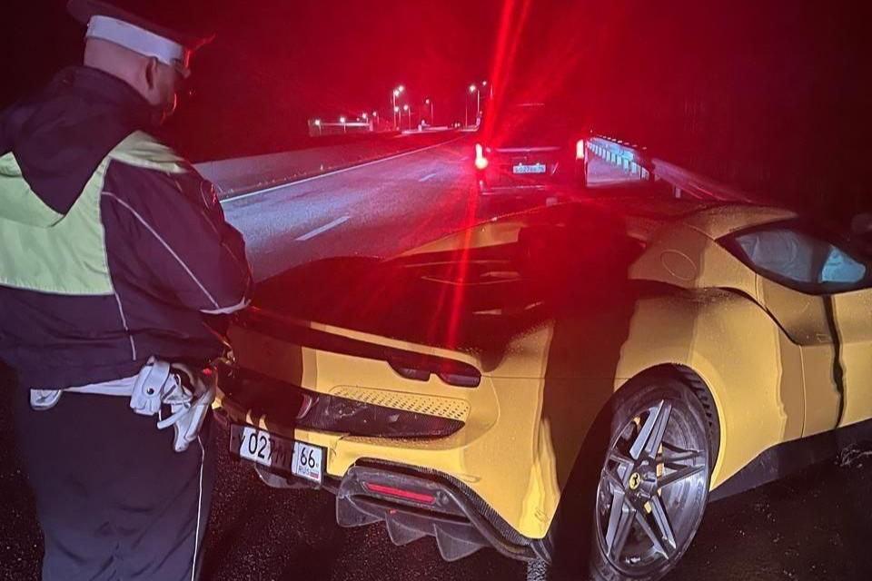       .  ,     Ferrari,    