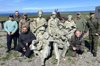 Ветераны СВО прошли маршрутом боевой славы на Шумшу