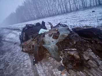 Легковушка оказалась сильно разбита | Источник: Госавтоинспекция Рязанской области / Telegram