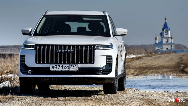 Кандидат на попадание в топ-10 авторынка: Jaecoo J6, который собирают на бывшем заводе GM в Питере силами «АГР Холдинга» | Источник: Артем Краснов