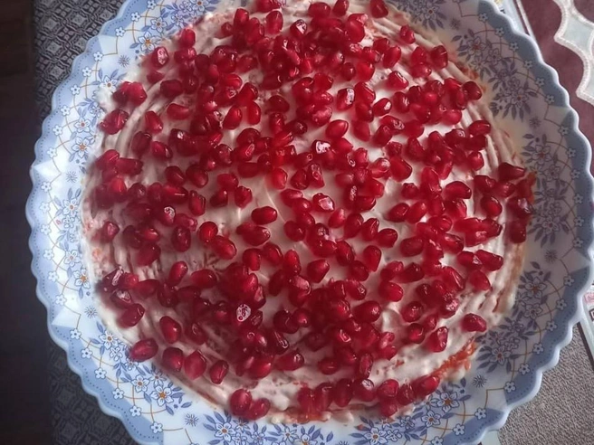 Салат будет особенно вкусным, если его убрать на пару часов в холодильник | Источник: читатель НГС