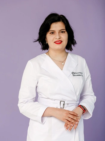 Бессонова Елена Антоновна&nbsp;— врач-стоматолог общей практики, ортопед, парадонтолог. Аспирант кафедры ортопедической стоматологии и ортодонтии ЮУГМУ | Источник: сеть стоматологических клиник «СКИФ»