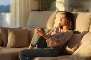 «Мать — контролирующий, гиперопекающий абьюзер, парень — нарцисс, внутренний критик не дает жить»