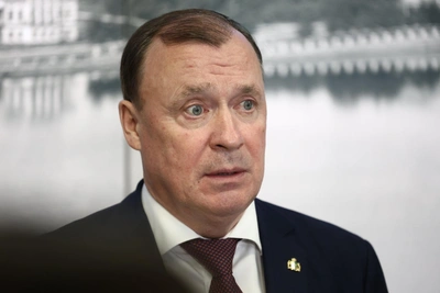 Мэр Екатеринбурга Алексей Орлов сломал ногу