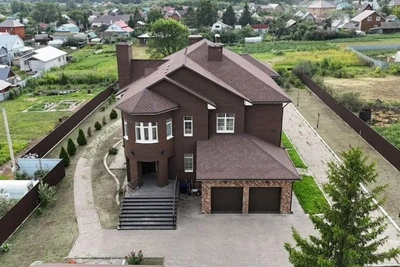 Особняк под Уфой подешевел вдвое, но не продается 4 года