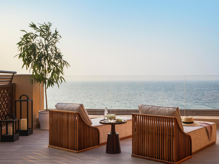 Успокаивающий шум волн и атмосфера спокойствия: чем интересен обновленный бутик-отель в Дубае
