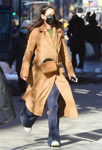 Кэти Холмс в Нью-Йорке | marieclaire.ru