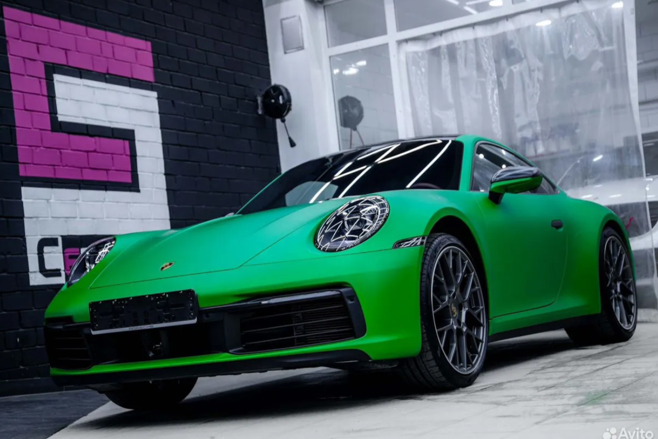 ����� ����� Porsche Carrera ������� � ��������. �� ��� ���� ����� ������ ��������� ��������