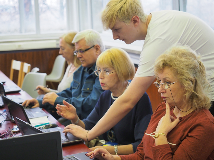 СМИ: из-за пандемии россиянам могут смягчить условия досрочного выхода на пенсию