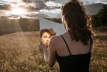 Тест: Какой ваш тип эмоциональной защиты?