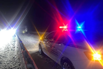 Пробка на свердловской трассе из-за аварии с грузовиком