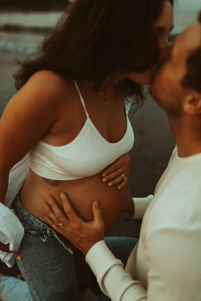 Можно ли заниматься оральным сексом и какую позу лучше выбрать: все о сексе во время беременности