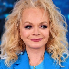 Тренд со скороговоркой «Бык тупогуб» взрывает соцсети: причем здесь Лариса Долина