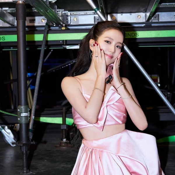 Источник: sooyaaa__