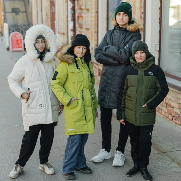 Зимняя коллекция тоже еще актуальна | Источник: Ксения Зимина 
