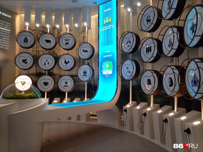 На интерактивной карте представлены все 22 муниципалитета округа | Источник: Мария Гришкина / 86.RU