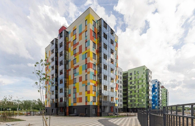 В «IQ Гатчина» стартовала выдача ключей | Источник: ООО СЗ «Управляющая компания „ПетроКомИнвест“