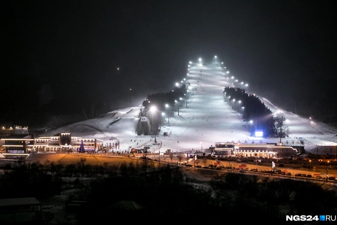 В фан-парке заменили дневной абонемент на четырехчасовой | Источник: Артем Ленц / NGS24.RU