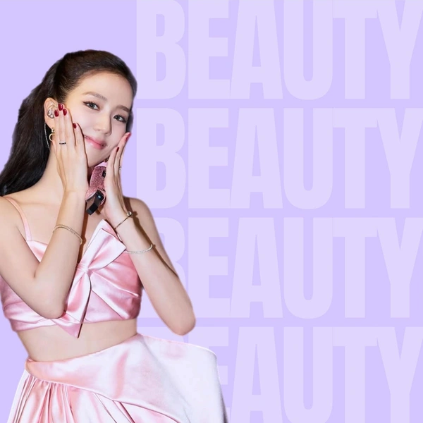 Вишневый маникюр как у Джису из BLACKPINK — красивый цвет маникюра на лето 2025 | Источник: theGirl