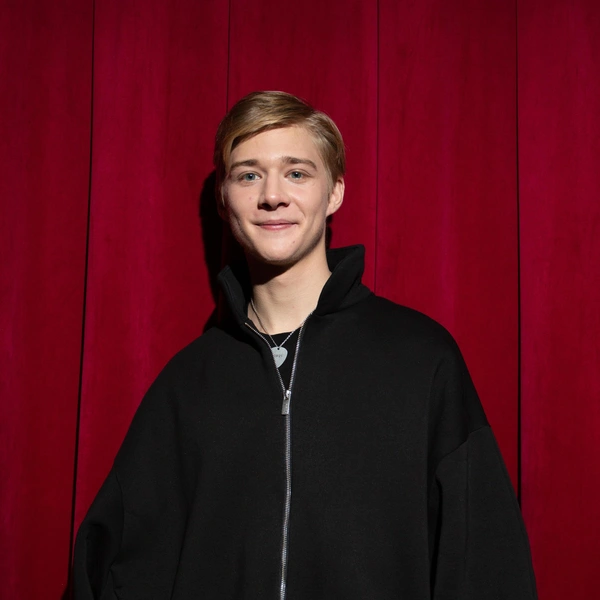 Олег Савостюк